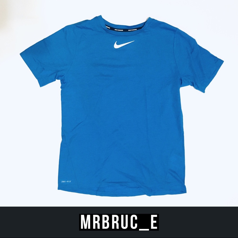 Nike Big Kids' Short-Sleeve Fitted Running Top XL